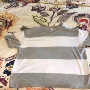 Z supply striped cropped tee!